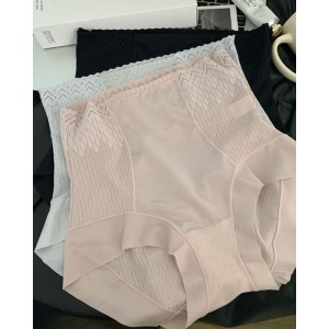 High-Waists, Low-Profile Panties
