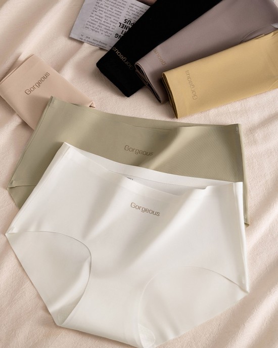 Yoga Fitness Mulberry Silk Antibacterial Seamless Underwear