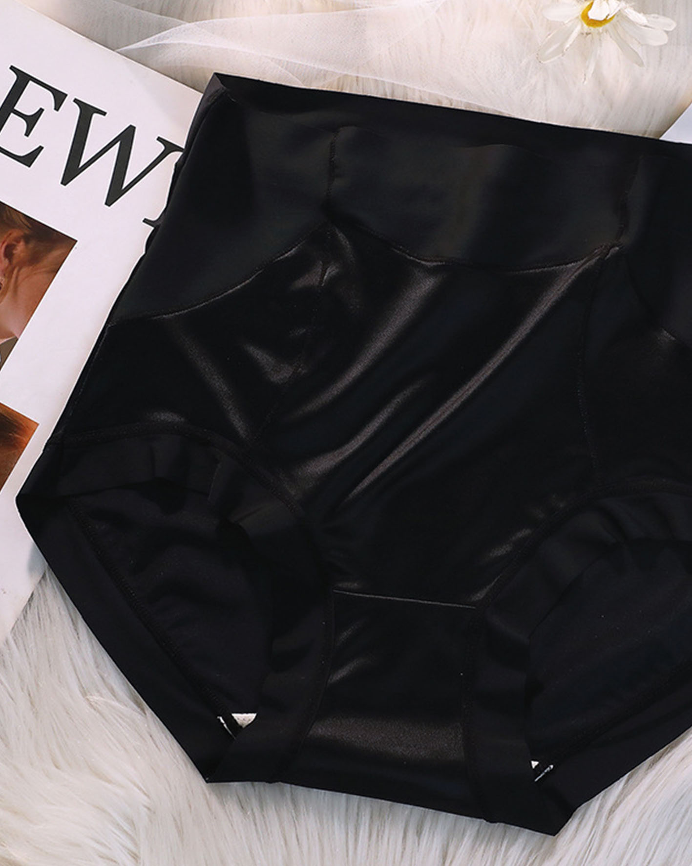 Satin Seamless Bare Underwear Satin Seamless Bare Underwear