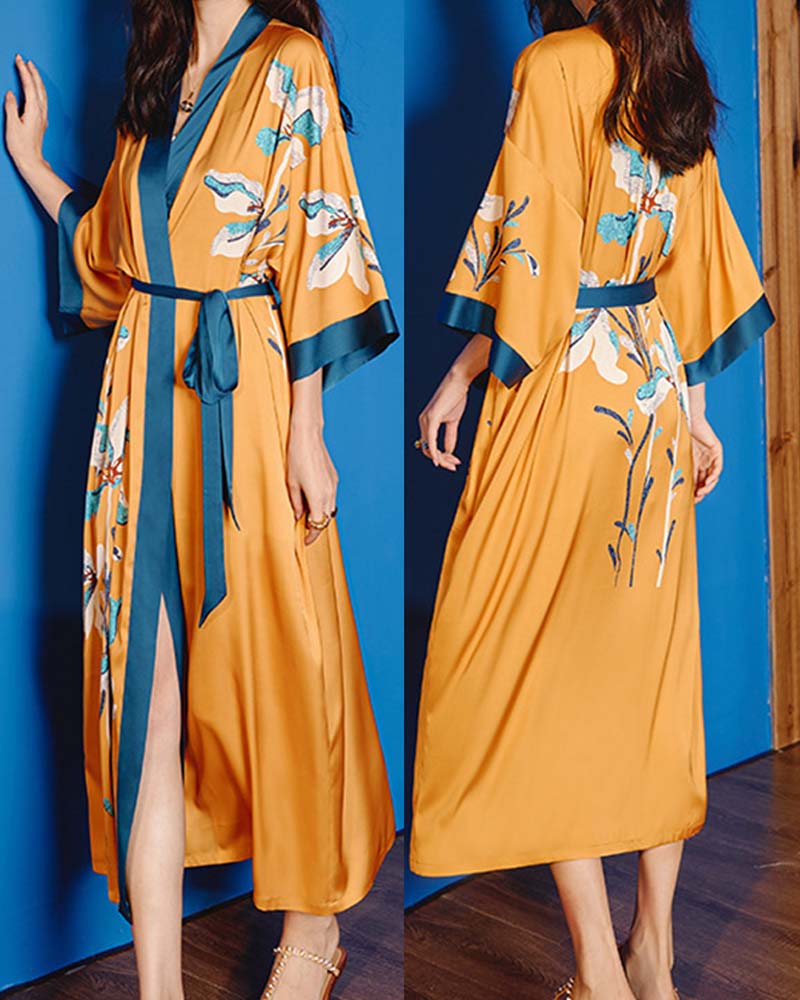 Light Luxury Satin Satin Pajamas With Three-Quarter Sleeves Light Luxury Satin Satin Pajamas With Three-Quarter Sleeves