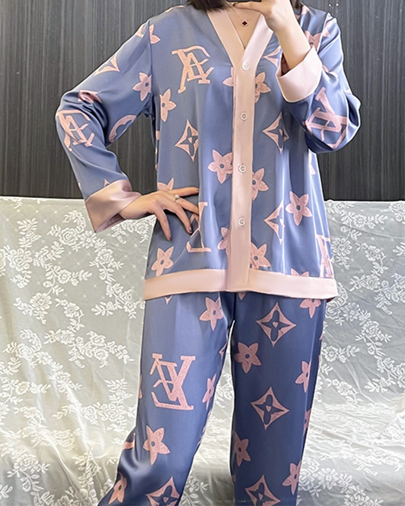Imitation Silk Printed Pajamas Set Imitation Silk Printed Pajamas Set